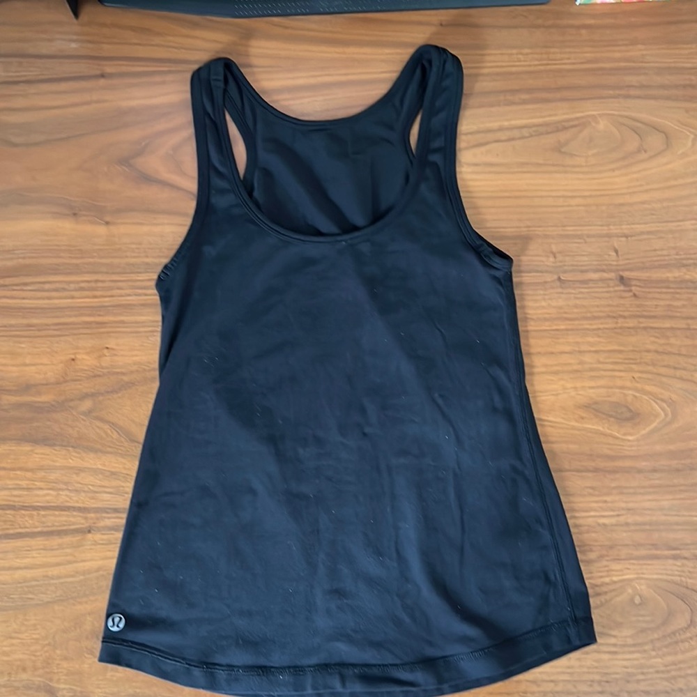 Lululemon black tank top